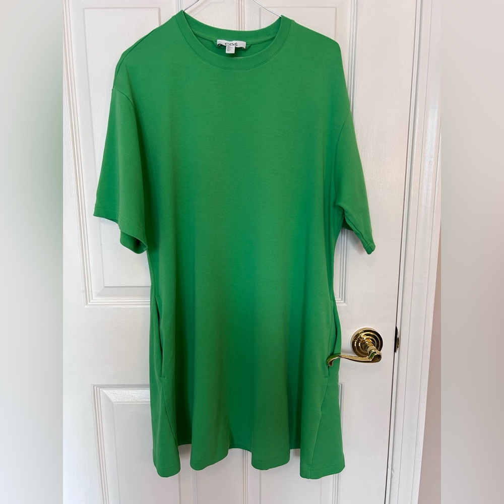 COS Short Sleeve T- Shirt Dress -size US S